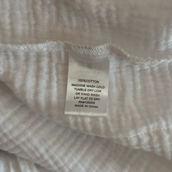 4OUR DREAMERS Soft White Gauzy Cotton Button Front Boho Lightweight Romper Sz L - Picture 7 of 7